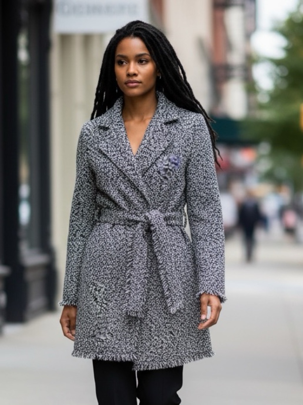 Tulle Black & White Tweed Frayed Belted Wrap Coat Jacket Size S Fall Lined Cozy